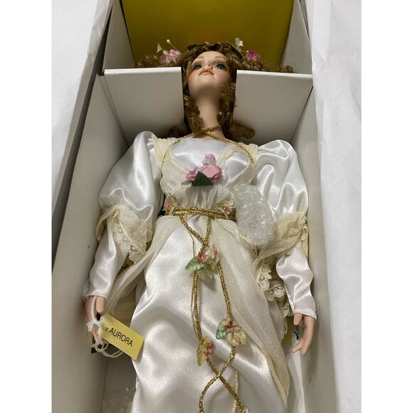 Seymour Mann Aurora Bridal Porcelain Doll A Connoisseur Collection - Picture 11 of 12